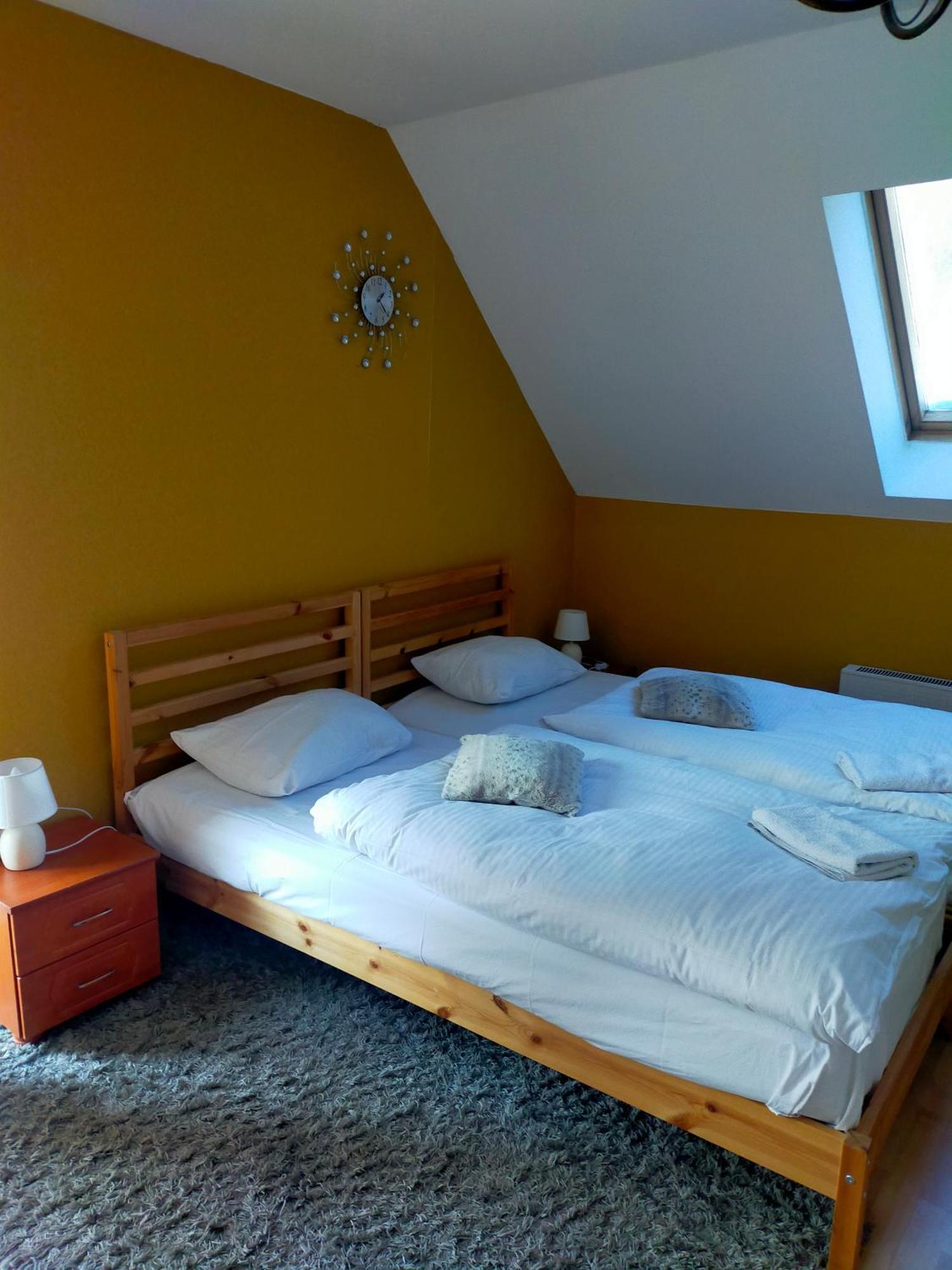 Hostel Madeira Гданск Екстериор снимка