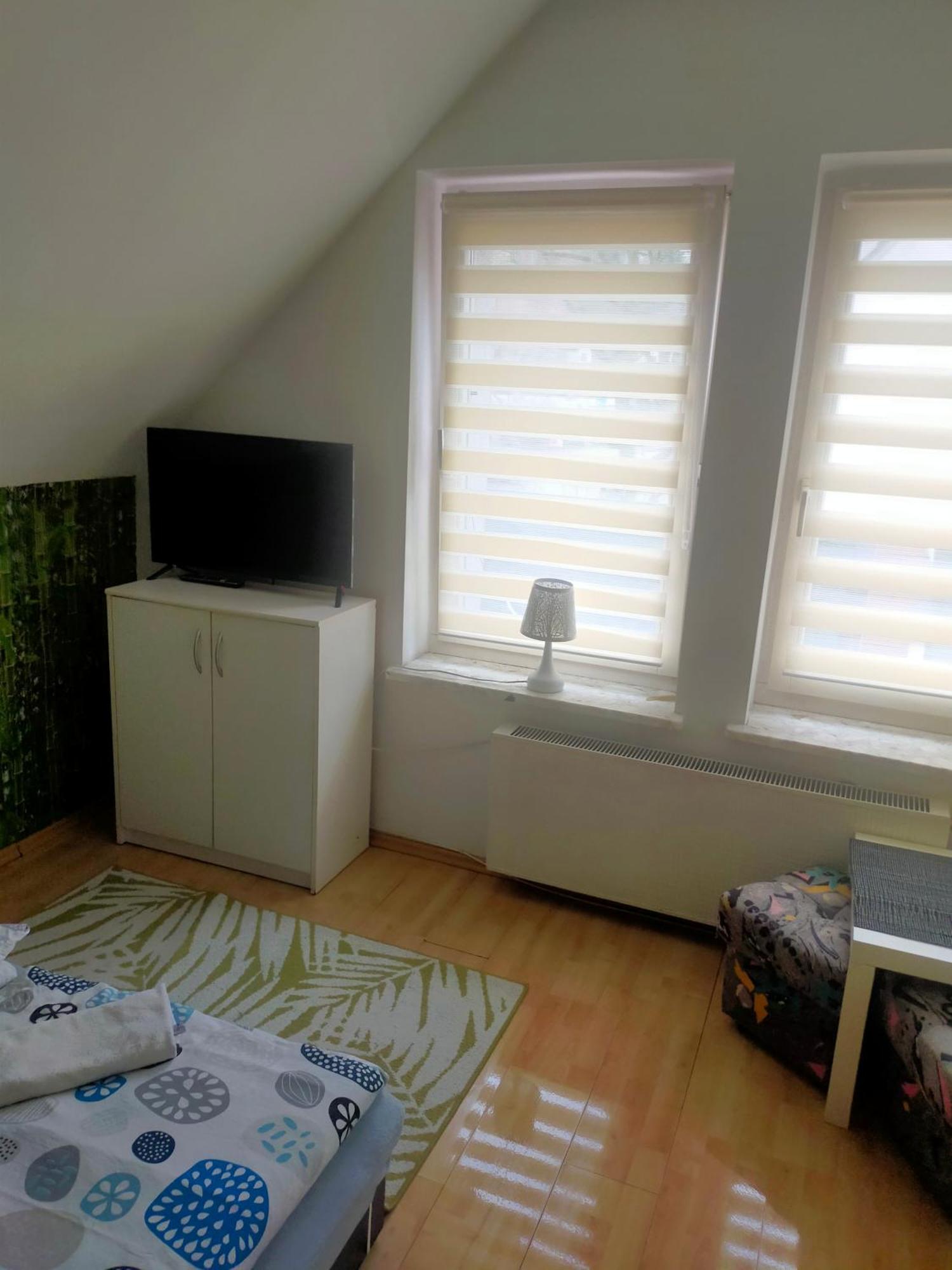 Hostel Madeira Гданск Екстериор снимка