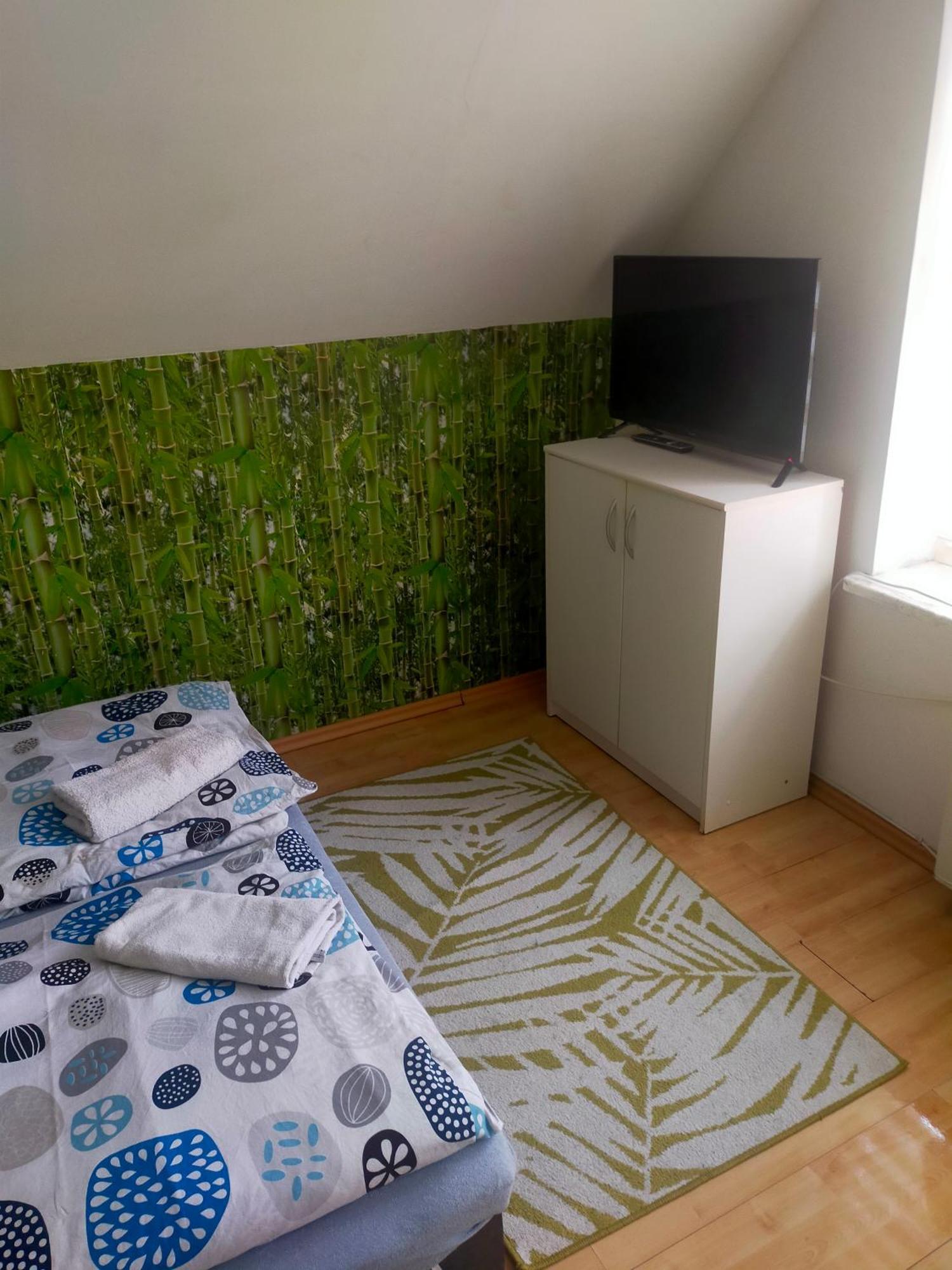 Hostel Madeira Гданск Екстериор снимка