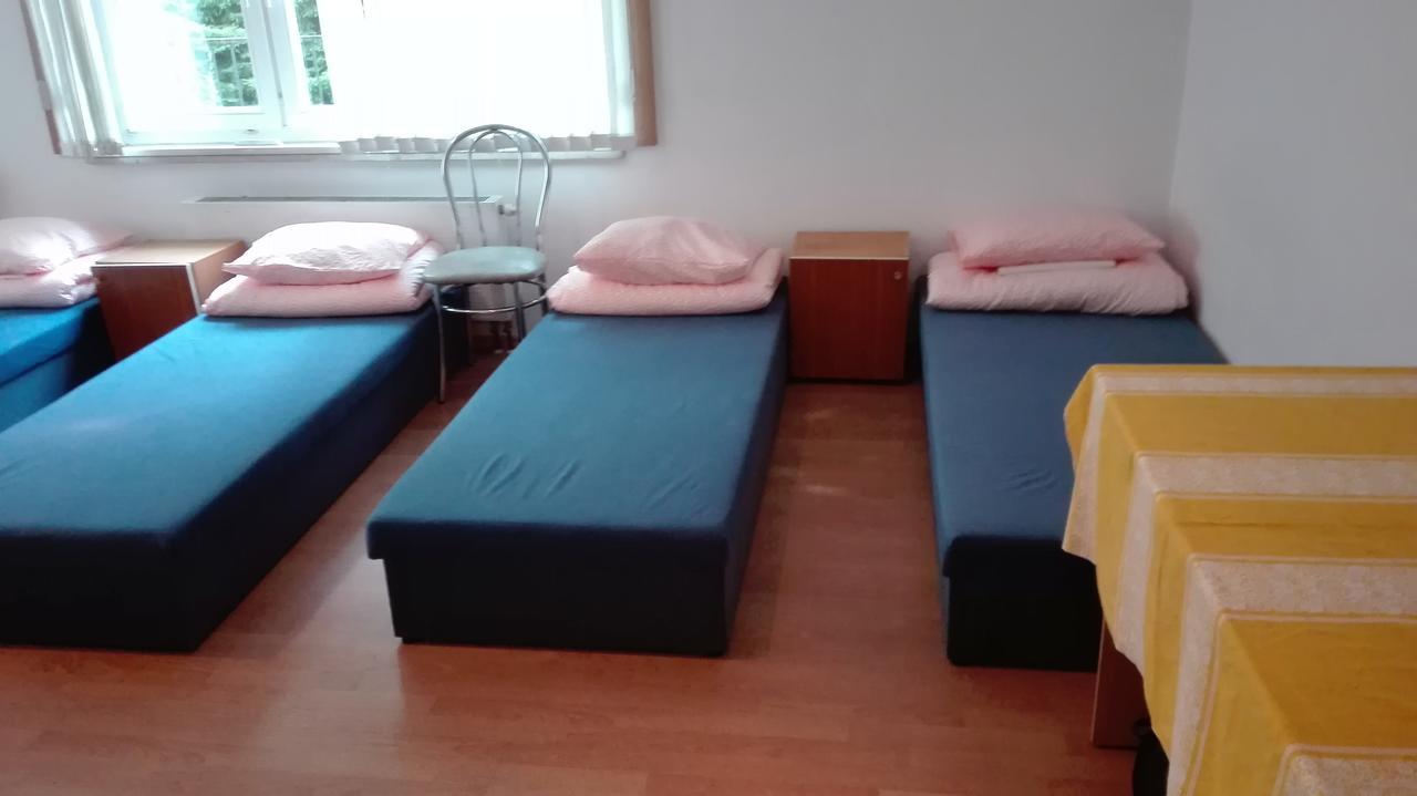 Hostel Madeira Гданск Екстериор снимка