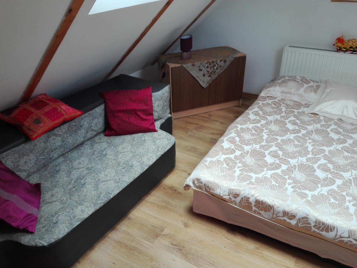 Hostel Madeira Гданск Екстериор снимка