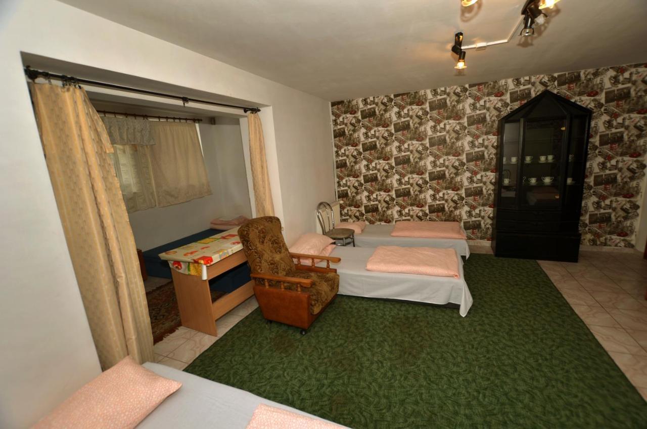 Hostel Madeira Гданск Екстериор снимка