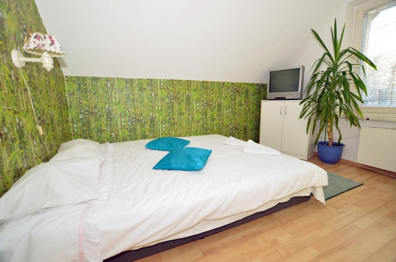 Hostel Madeira Гданск Екстериор снимка