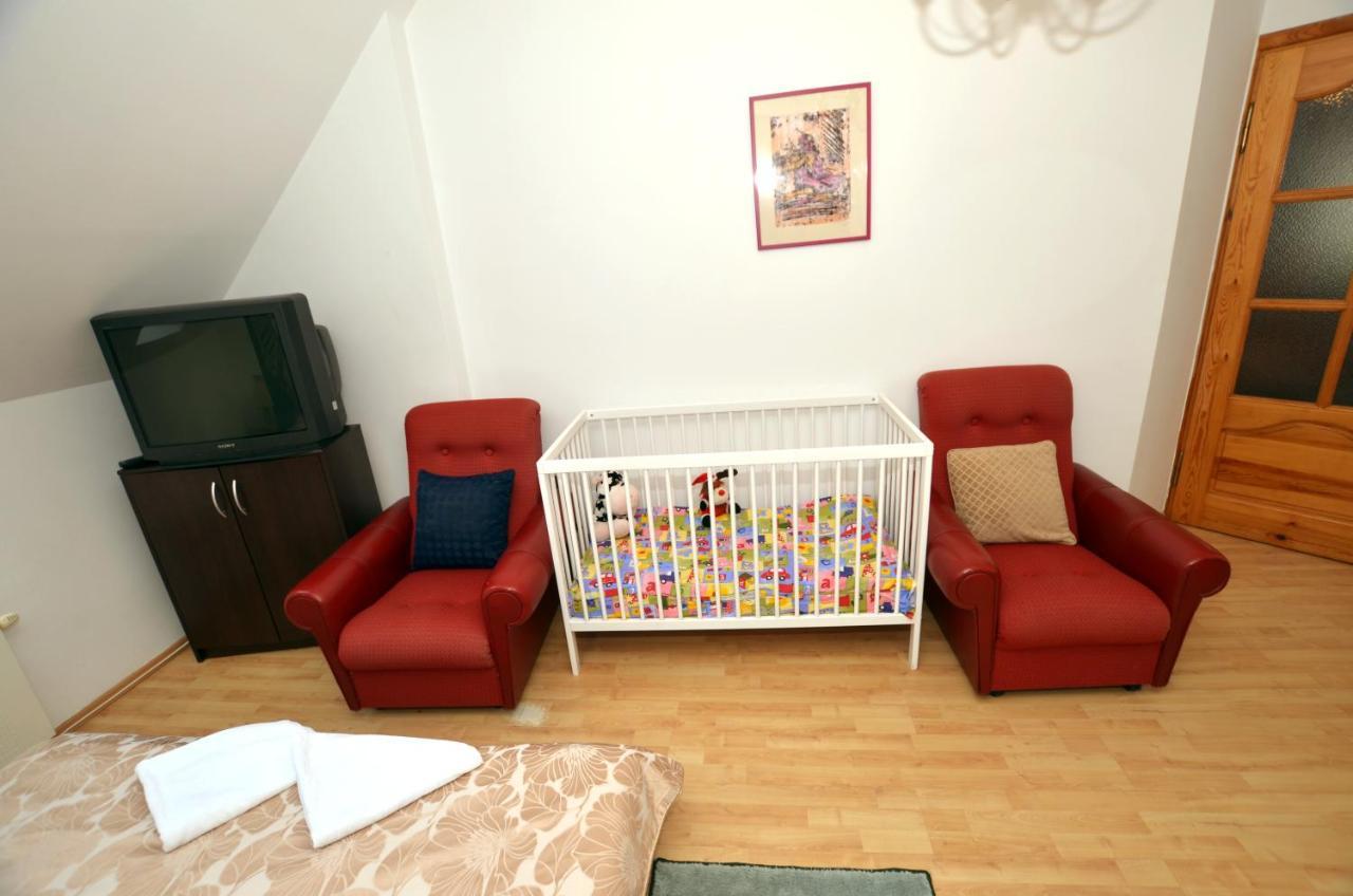 Hostel Madeira Гданск Екстериор снимка