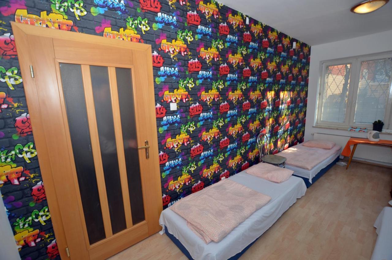Hostel Madeira Гданск Екстериор снимка